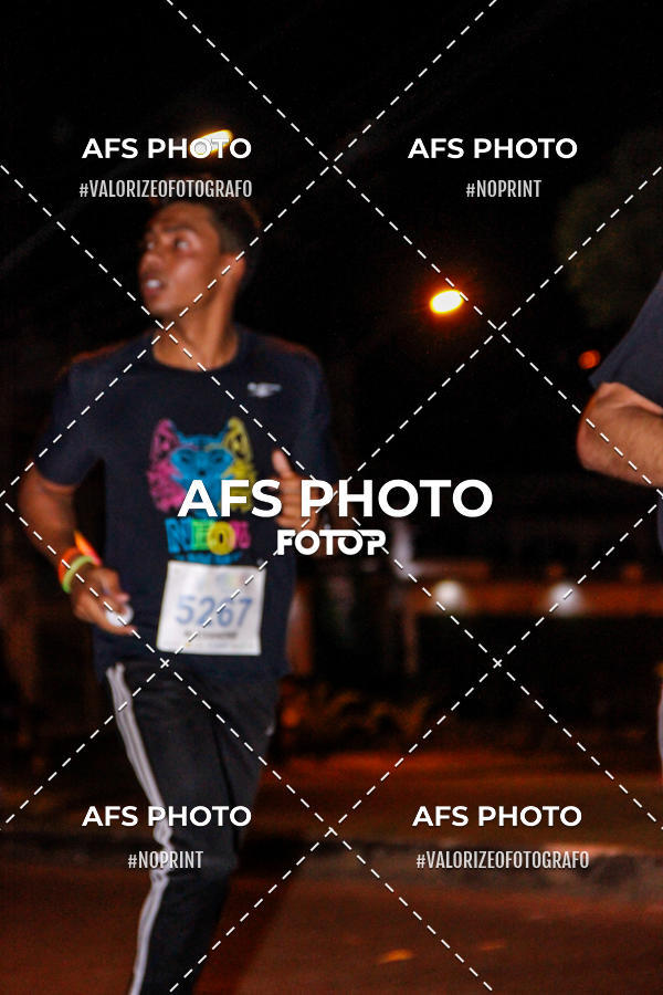 Acquista le foto dell'eventoNeon Night Run 2019 - Belo Horizonte in Fotop