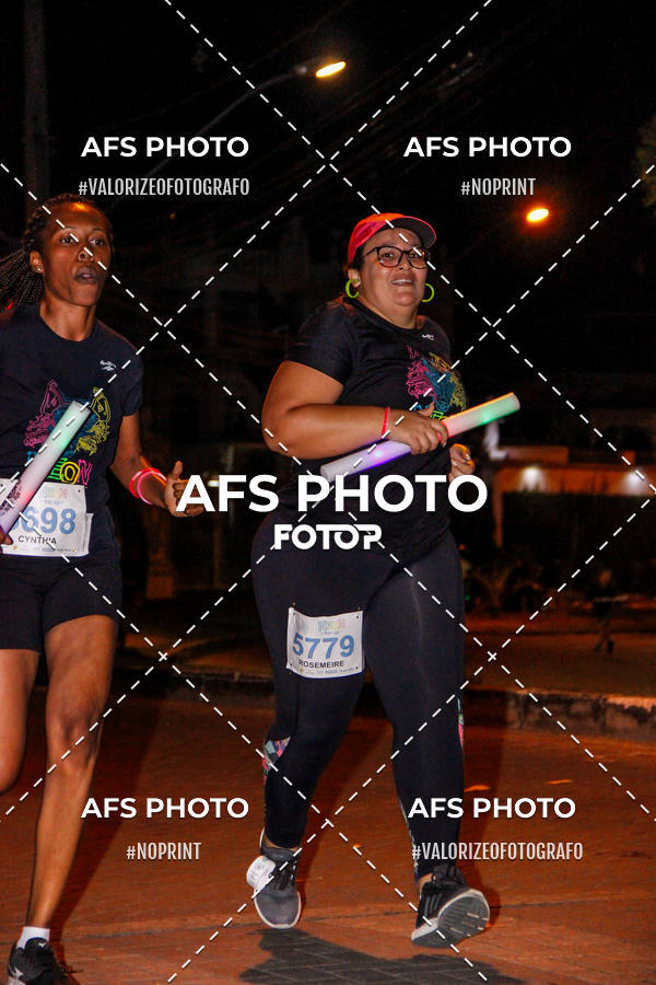 Acquista le foto dell'eventoNeon Night Run 2019 - Belo Horizonte in Fotop