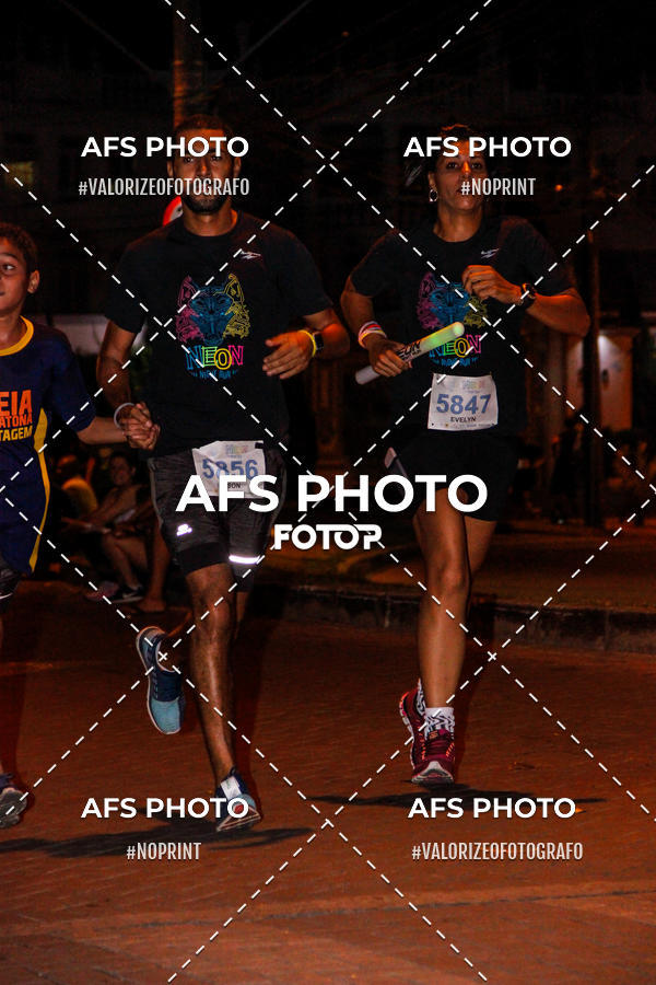 Acquista le foto dell'eventoNeon Night Run 2019 - Belo Horizonte in Fotop