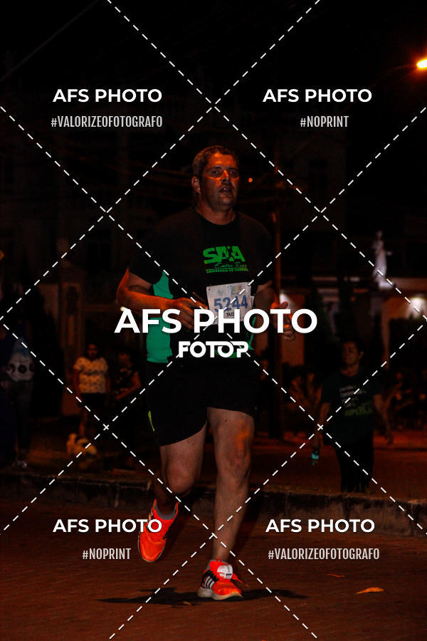Acquista le foto dell'eventoNeon Night Run 2019 - Belo Horizonte in Fotop