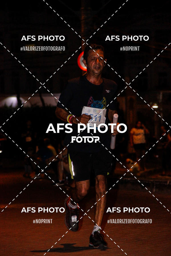 Achetez vos photos de l'vnementNeon Night Run 2019 - Belo Horizonte sur Fotop