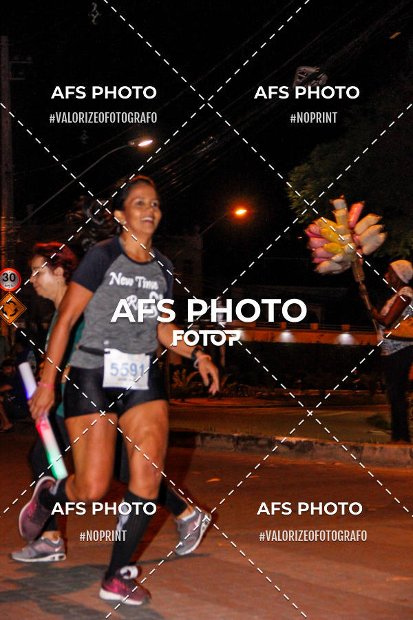 Achetez vos photos de l'vnementNeon Night Run 2019 - Belo Horizonte sur Fotop