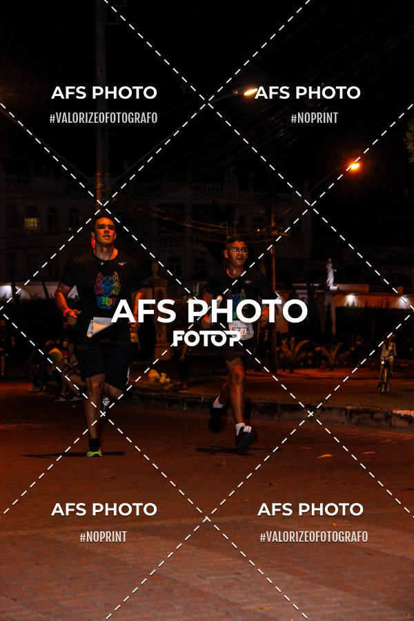 Compra tus fotos del eventoNeon Night Run 2019 - Belo Horizonte En Fotop