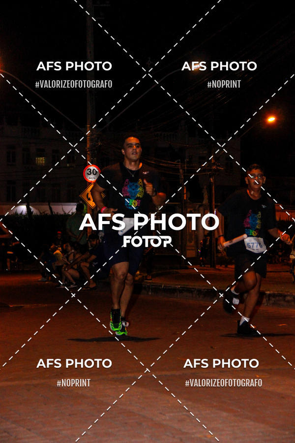 Compra tus fotos del eventoNeon Night Run 2019 - Belo Horizonte En Fotop
