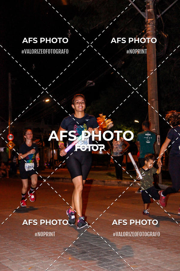 Compra tus fotos del eventoNeon Night Run 2019 - Belo Horizonte En Fotop