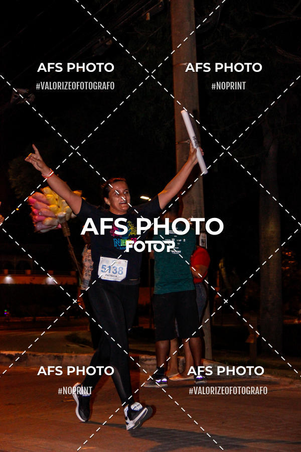Buy your photos of the eventNeon Night Run 2019 - Belo Horizonte on Fotop