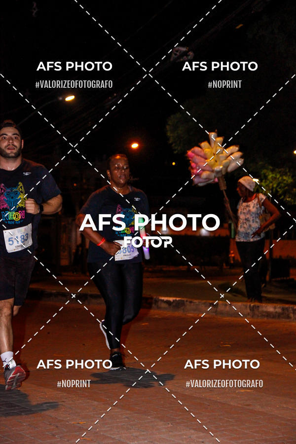 Buy your photos of the eventNeon Night Run 2019 - Belo Horizonte on Fotop