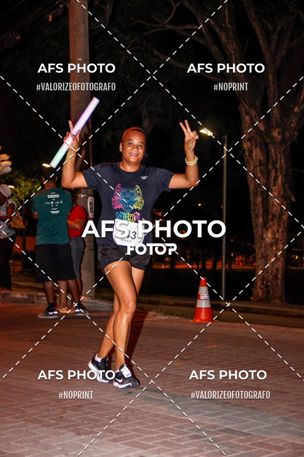 Buy your photos of the eventNeon Night Run 2019 - Belo Horizonte on Fotop