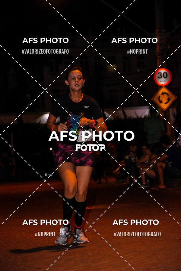 Buy your photos of the eventNeon Night Run 2019 - Belo Horizonte on Fotop
