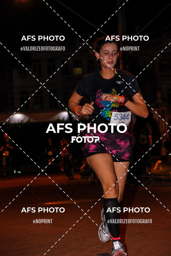 Buy your photos of the eventNeon Night Run 2019 - Belo Horizonte on Fotop