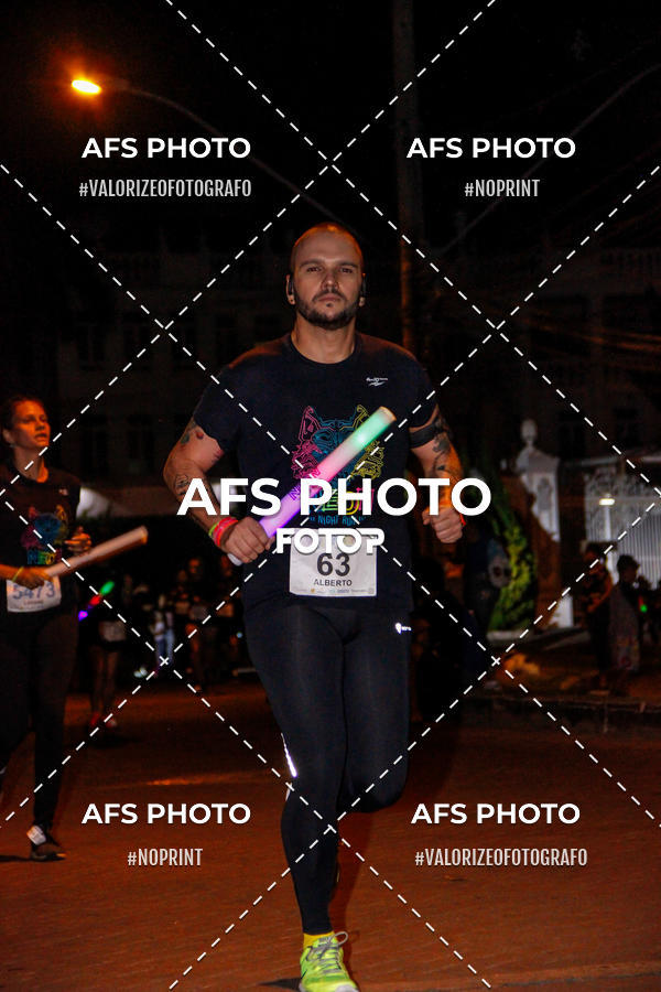 Buy your photos of the eventNeon Night Run 2019 - Belo Horizonte on Fotop