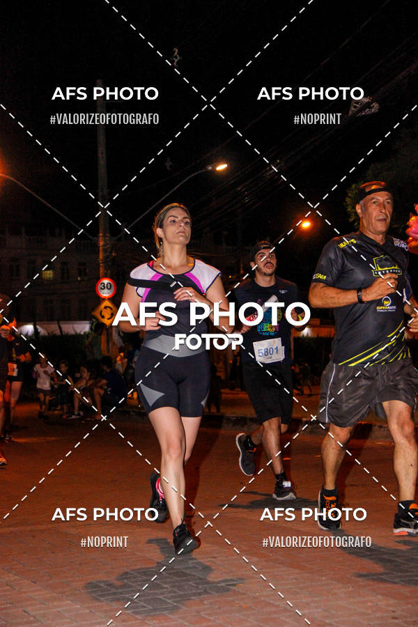Buy your photos of the eventNeon Night Run 2019 - Belo Horizonte on Fotop