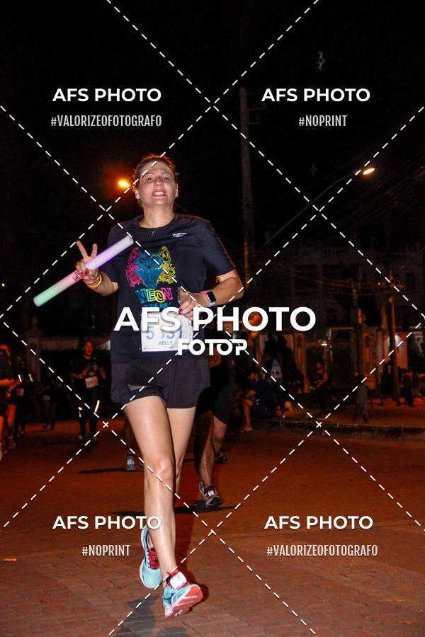 Buy your photos of the eventNeon Night Run 2019 - Belo Horizonte on Fotop