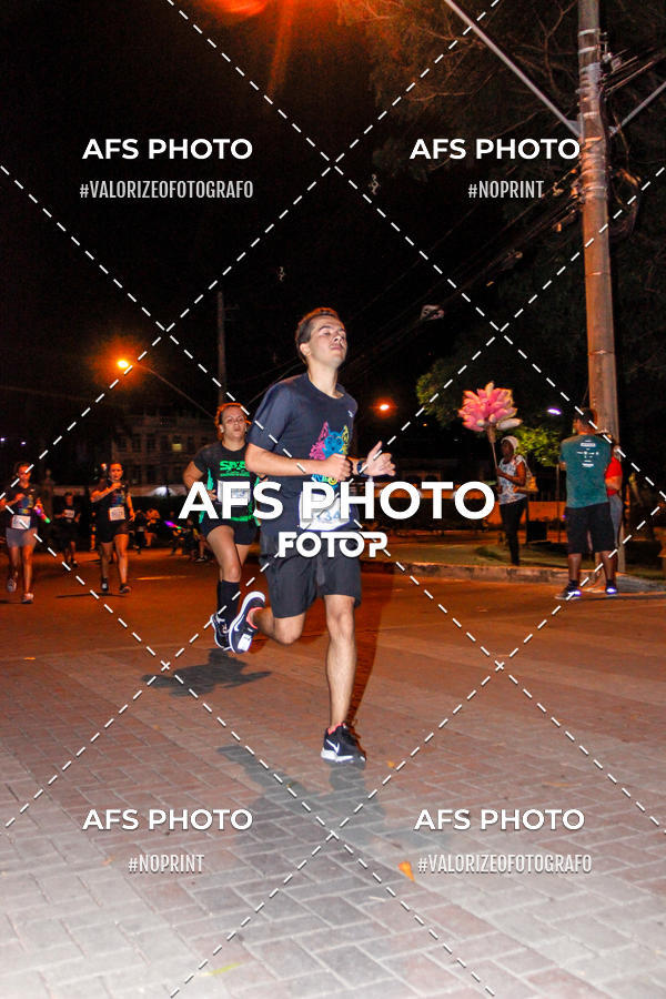 Buy your photos of the eventNeon Night Run 2019 - Belo Horizonte on Fotop