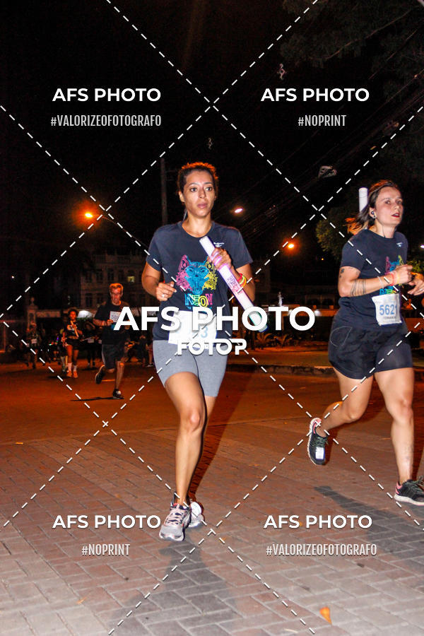 Buy your photos of the eventNeon Night Run 2019 - Belo Horizonte on Fotop