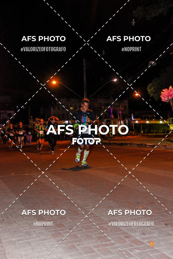 Buy your photos of the eventNeon Night Run 2019 - Belo Horizonte on Fotop