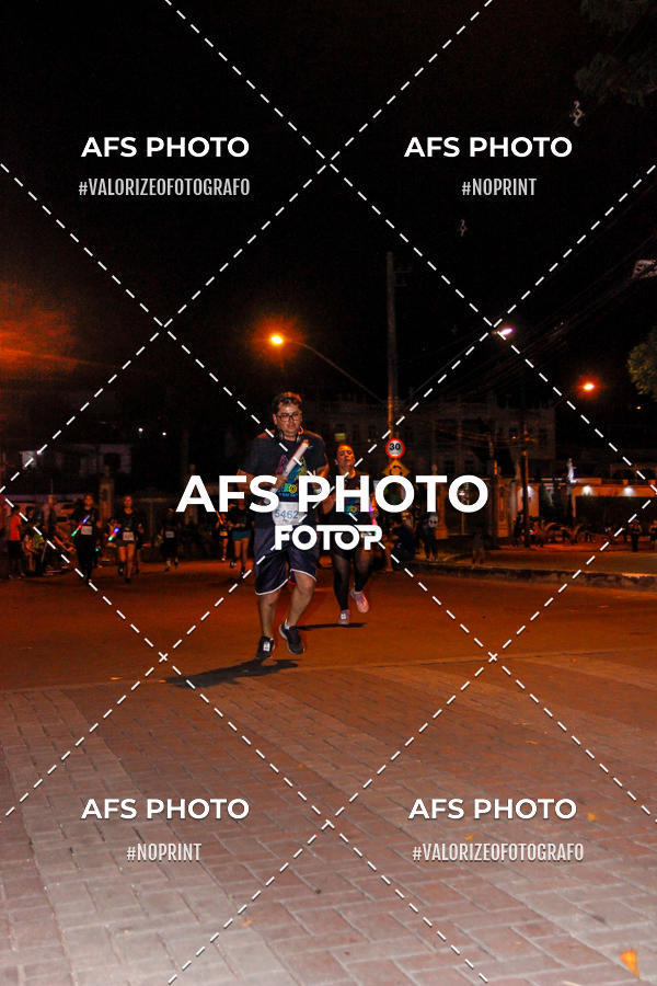 Buy your photos of the eventNeon Night Run 2019 - Belo Horizonte on Fotop