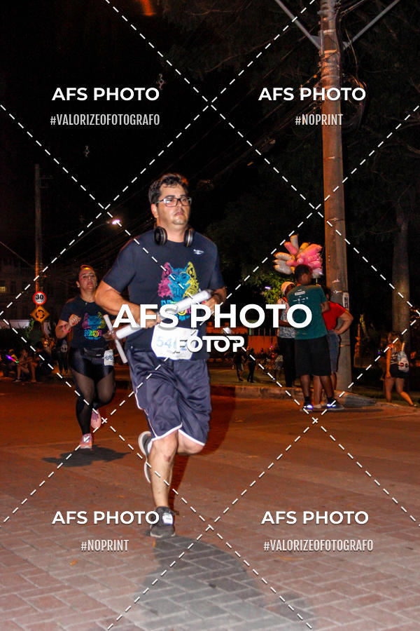 Buy your photos of the eventNeon Night Run 2019 - Belo Horizonte on Fotop