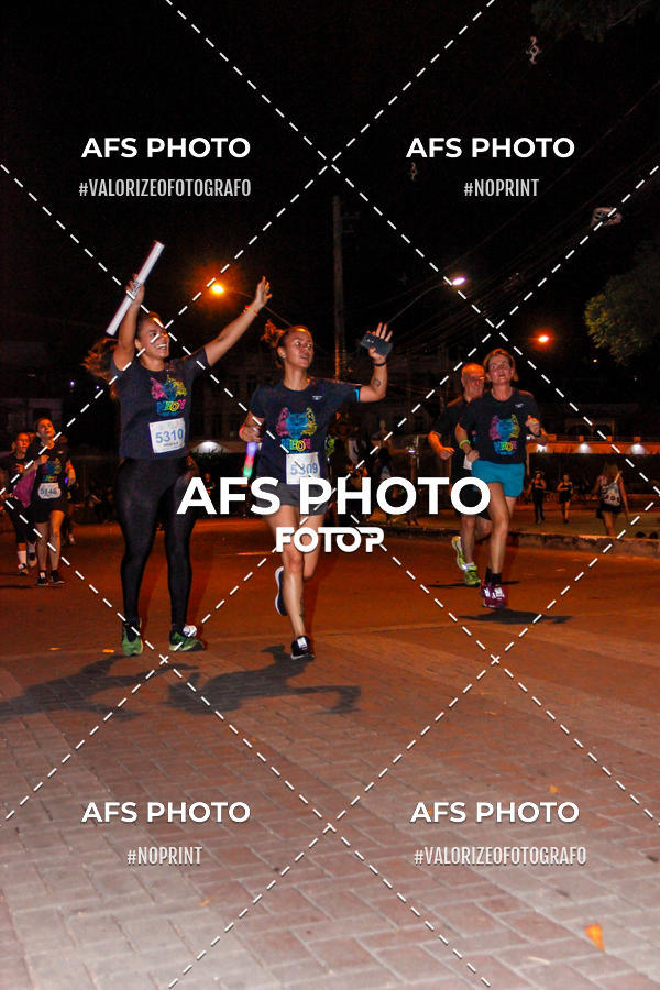 Buy your photos of the eventNeon Night Run 2019 - Belo Horizonte on Fotop