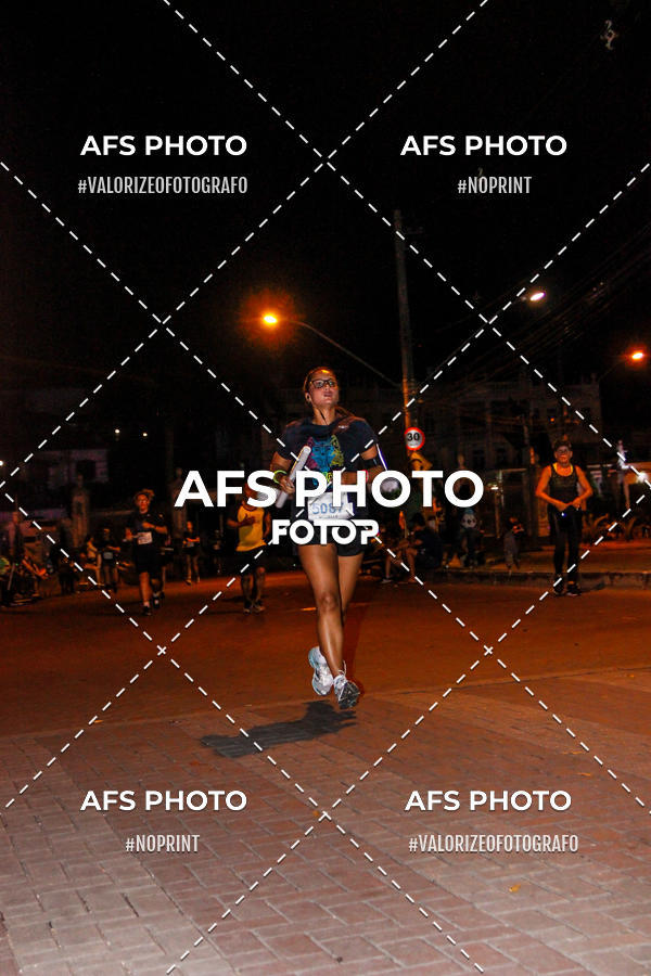 Buy your photos of the eventNeon Night Run 2019 - Belo Horizonte on Fotop