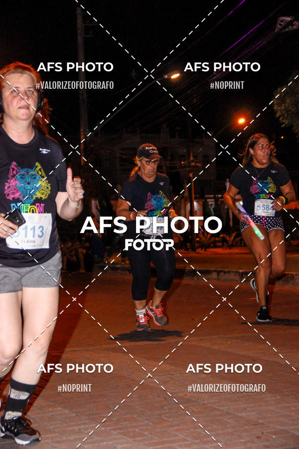 Buy your photos of the eventNeon Night Run 2019 - Belo Horizonte on Fotop