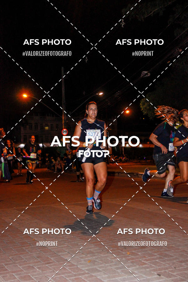 Buy your photos of the eventNeon Night Run 2019 - Belo Horizonte on Fotop