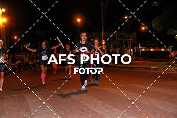 Buy your photos of the eventNeon Night Run 2019 - Belo Horizonte on Fotop