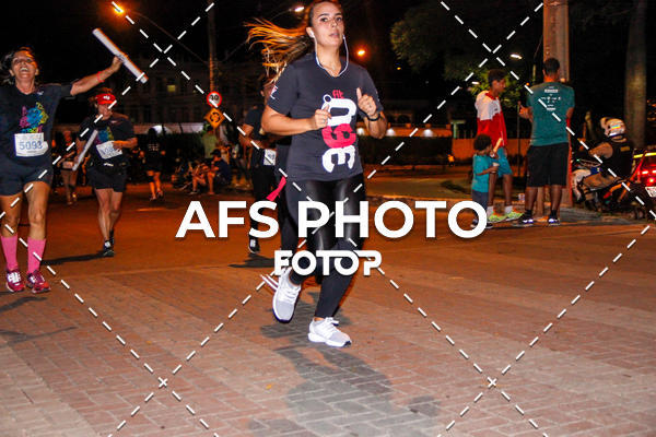 Buy your photos of the eventNeon Night Run 2019 - Belo Horizonte on Fotop