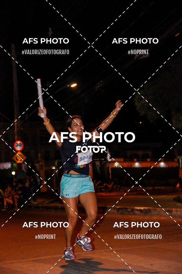 Achetez vos photos de l'vnementNeon Night Run 2019 - Belo Horizonte sur Fotop