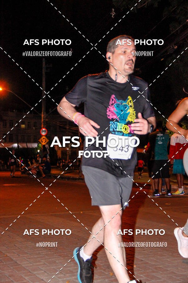 Compra tus fotos del eventoNeon Night Run 2019 - Belo Horizonte En Fotop