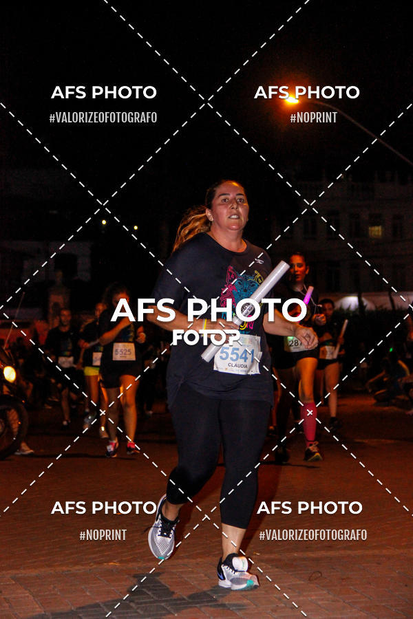 Compra tus fotos del eventoNeon Night Run 2019 - Belo Horizonte En Fotop