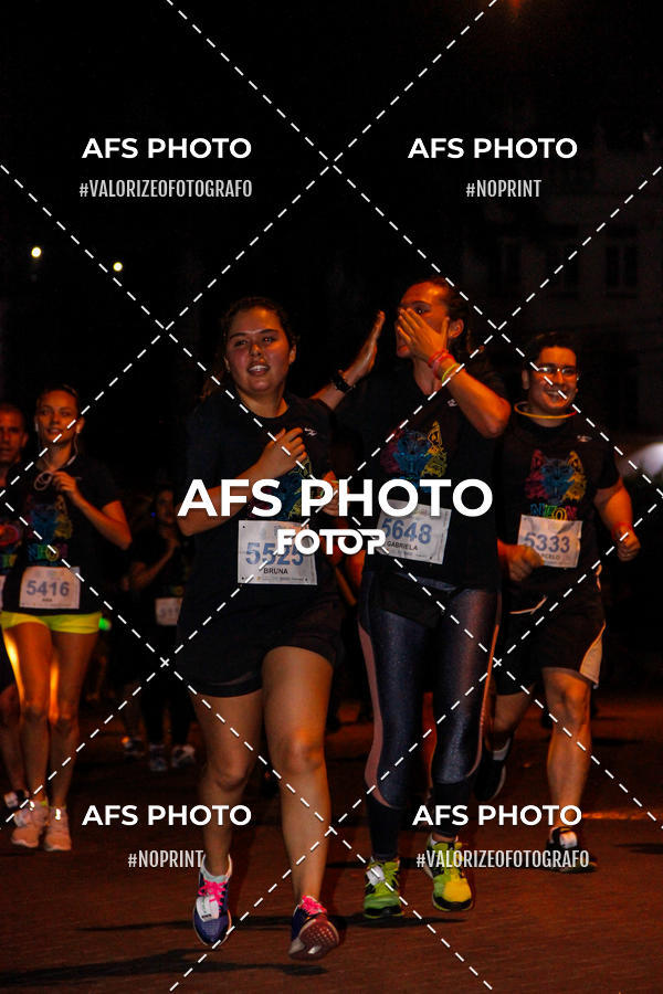 Compra tus fotos del eventoNeon Night Run 2019 - Belo Horizonte En Fotop