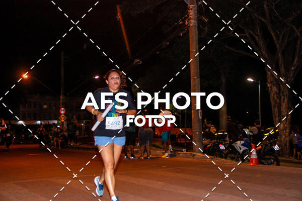 Compra tus fotos del eventoNeon Night Run 2019 - Belo Horizonte En Fotop