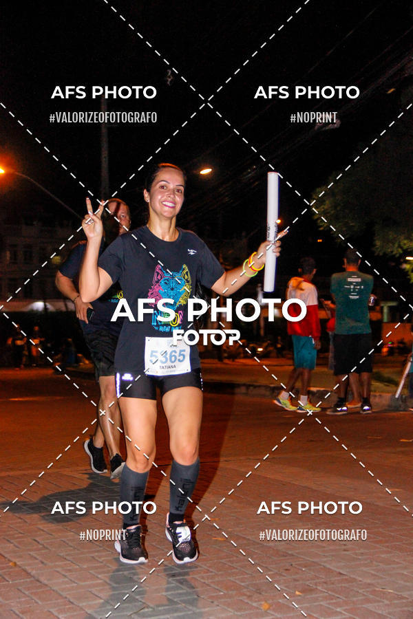 Achetez vos photos de l'vnementNeon Night Run 2019 - Belo Horizonte sur Fotop