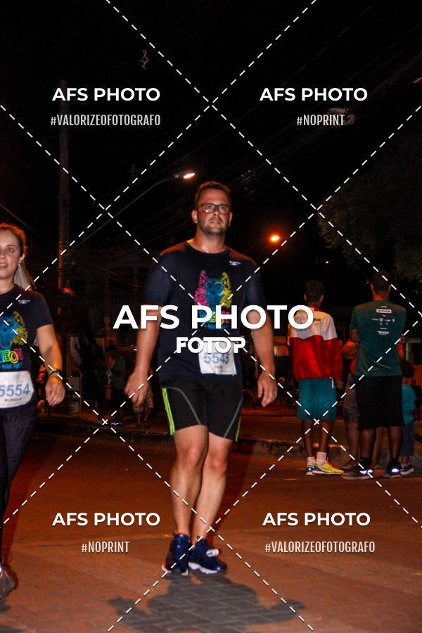 Achetez vos photos de l'vnementNeon Night Run 2019 - Belo Horizonte sur Fotop