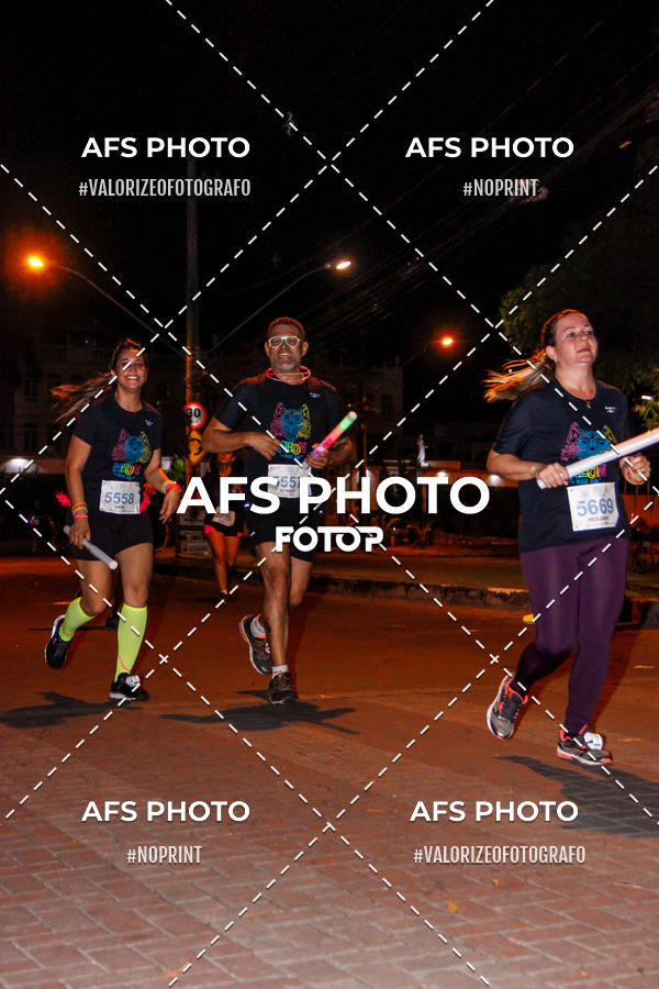 Compra tus fotos del eventoNeon Night Run 2019 - Belo Horizonte En Fotop