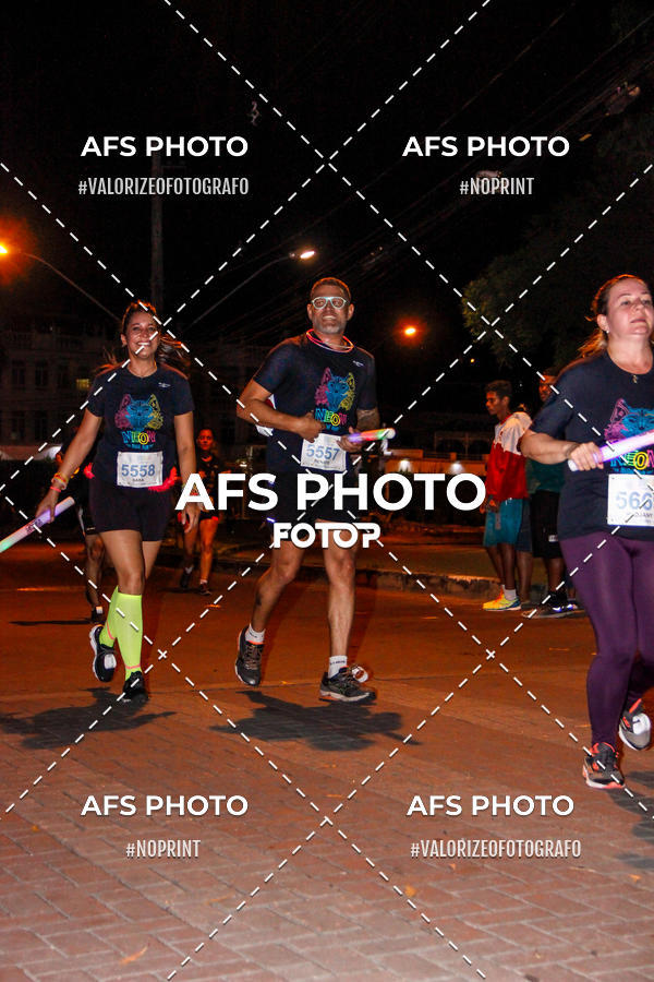 Compra tus fotos del eventoNeon Night Run 2019 - Belo Horizonte En Fotop
