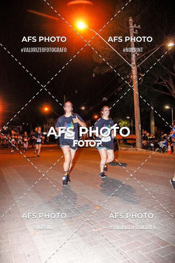 Compra tus fotos del eventoNeon Night Run 2019 - Belo Horizonte En Fotop