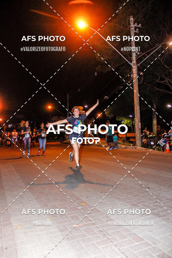 Compra tus fotos del eventoNeon Night Run 2019 - Belo Horizonte En Fotop