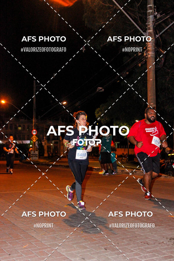 Compra tus fotos del eventoNeon Night Run 2019 - Belo Horizonte En Fotop
