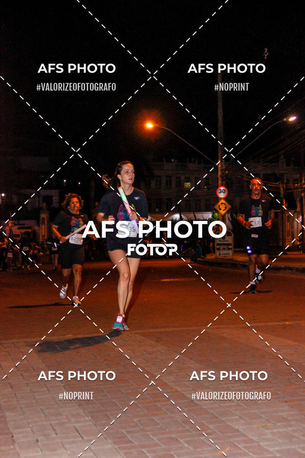 Compra tus fotos del eventoNeon Night Run 2019 - Belo Horizonte En Fotop