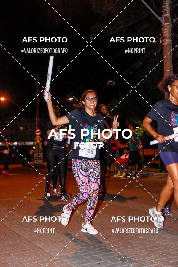 Achetez vos photos de l'vnementNeon Night Run 2019 - Belo Horizonte sur Fotop