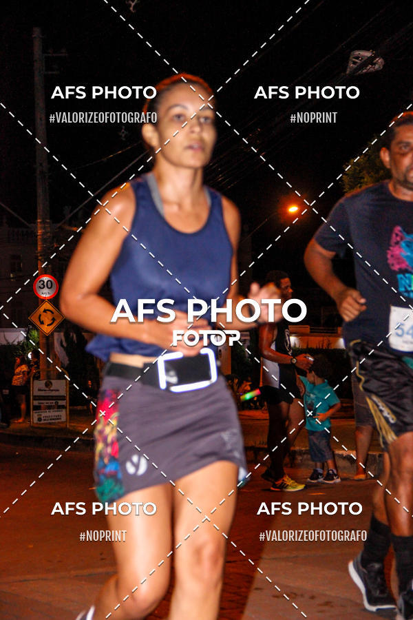 Buy your photos of the eventNeon Night Run 2019 - Belo Horizonte on Fotop