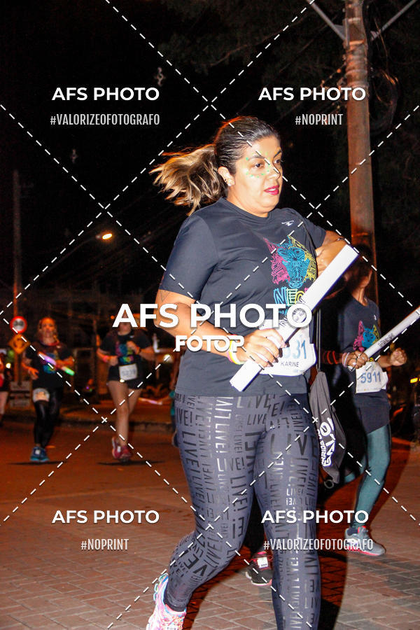 Buy your photos of the eventNeon Night Run 2019 - Belo Horizonte on Fotop