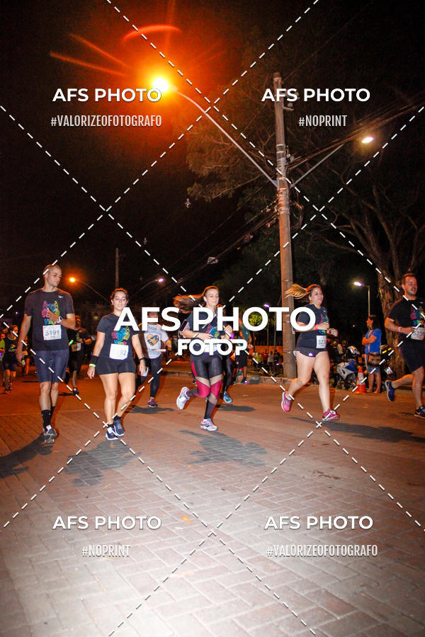 Buy your photos of the eventNeon Night Run 2019 - Belo Horizonte on Fotop