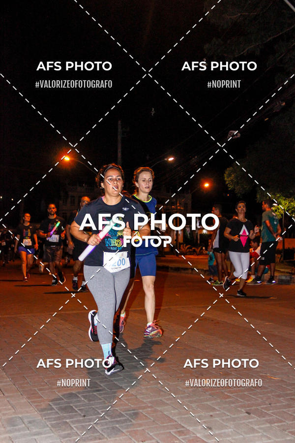 Buy your photos of the eventNeon Night Run 2019 - Belo Horizonte on Fotop