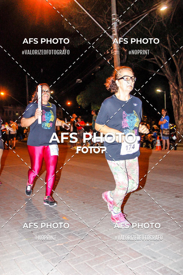 Buy your photos of the eventNeon Night Run 2019 - Belo Horizonte on Fotop