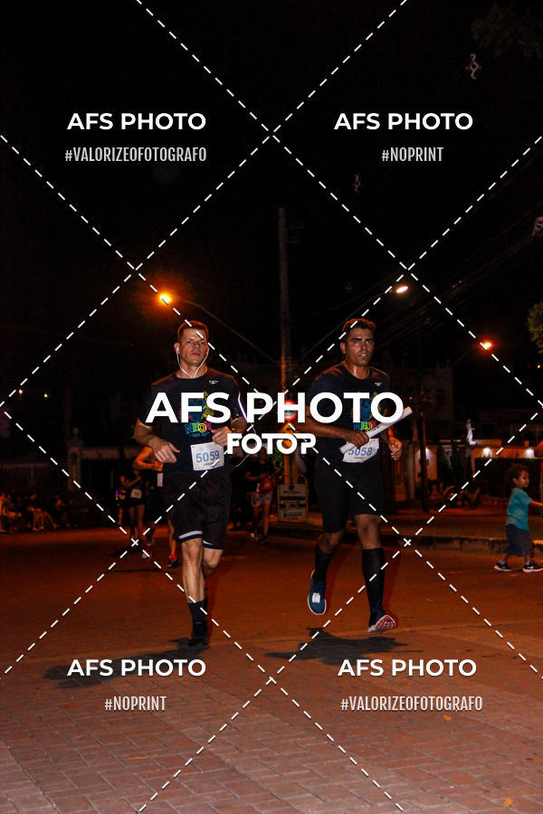 Buy your photos of the eventNeon Night Run 2019 - Belo Horizonte on Fotop