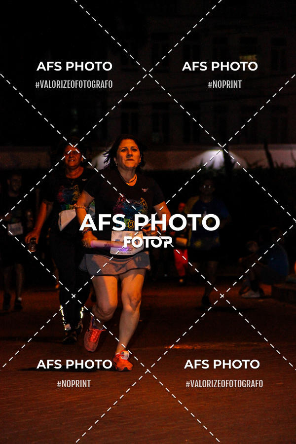 Buy your photos of the eventNeon Night Run 2019 - Belo Horizonte on Fotop