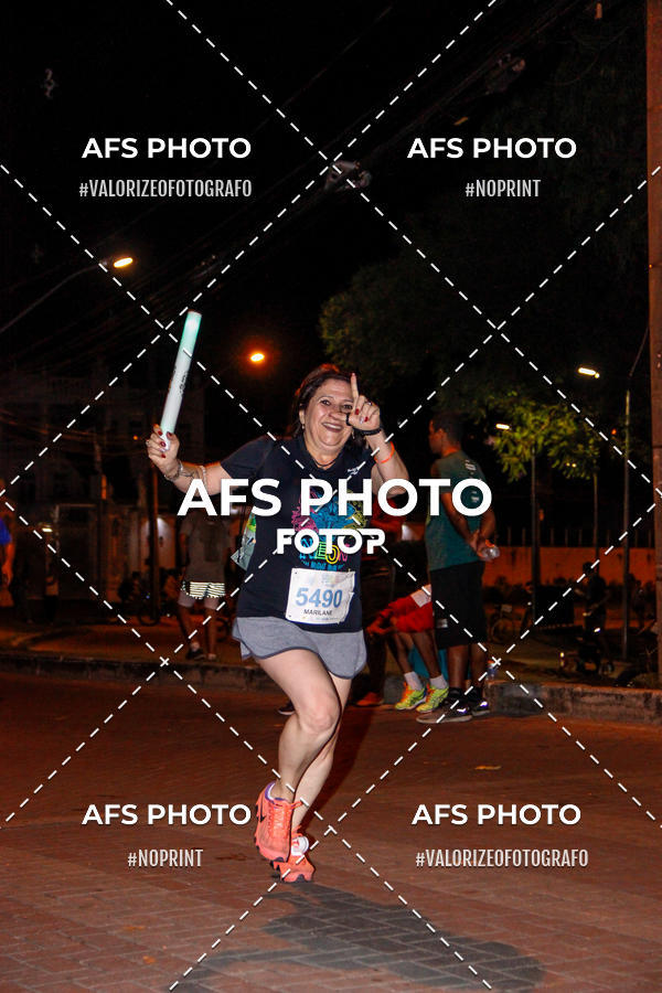 Buy your photos of the eventNeon Night Run 2019 - Belo Horizonte on Fotop